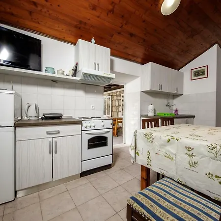 Apartment Anamarija Mokosica