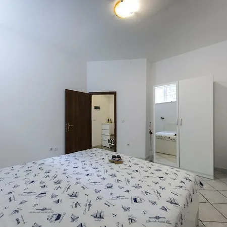 Anamarija Apartment *